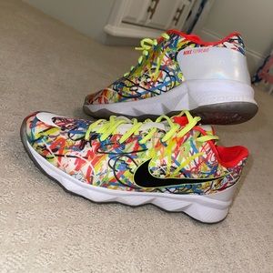 Nike Flyweave - Men’s Size 8